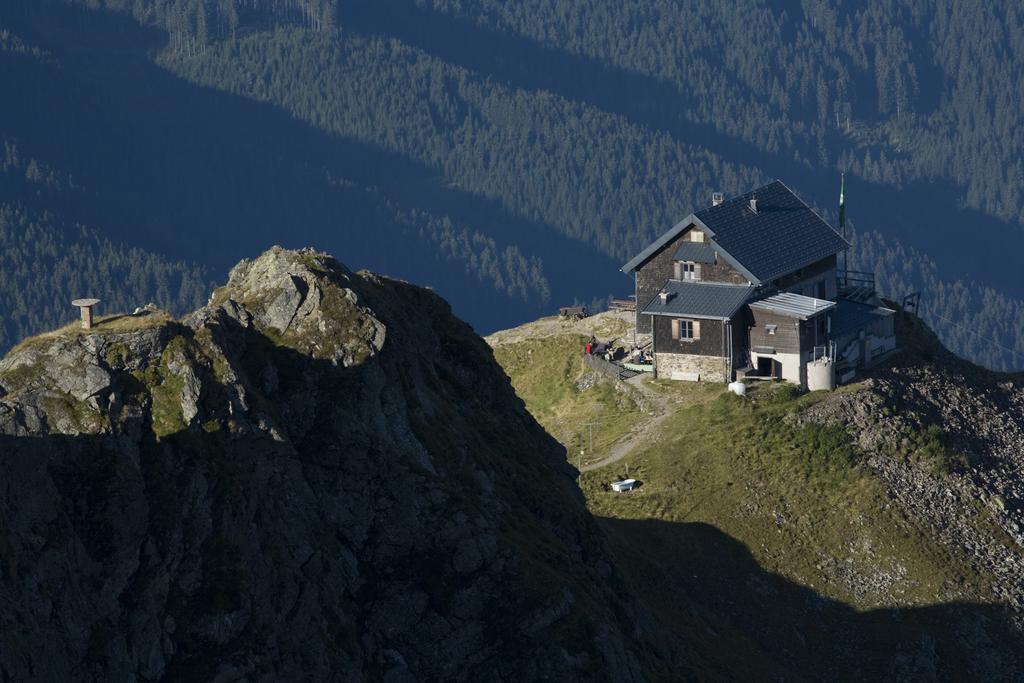 Ferienhaus Bockstecken ハート・イム・ツィラータール エクステリア 写真